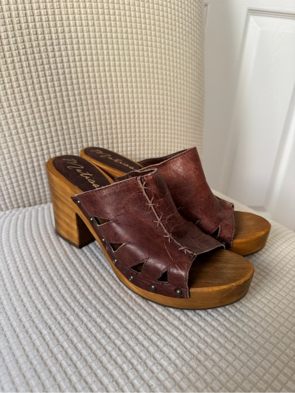 Matisse Kara Clog Studded Genuine Leather / Wood Mules Brown.